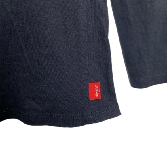 NWOT LEVI'S T-Shirt Long Sleeve Crew Neck 100% Cotton Graphic Design Girl's XL - Picture 4 of 7